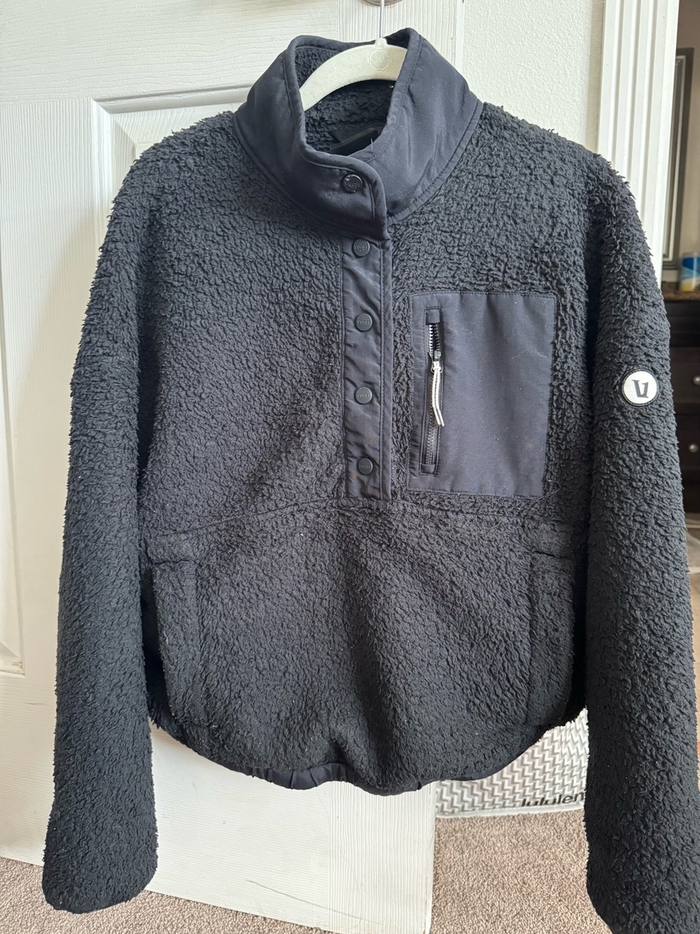 Vuori Black Sherpa Snap Pullover Jacket - Picture 1 of 6